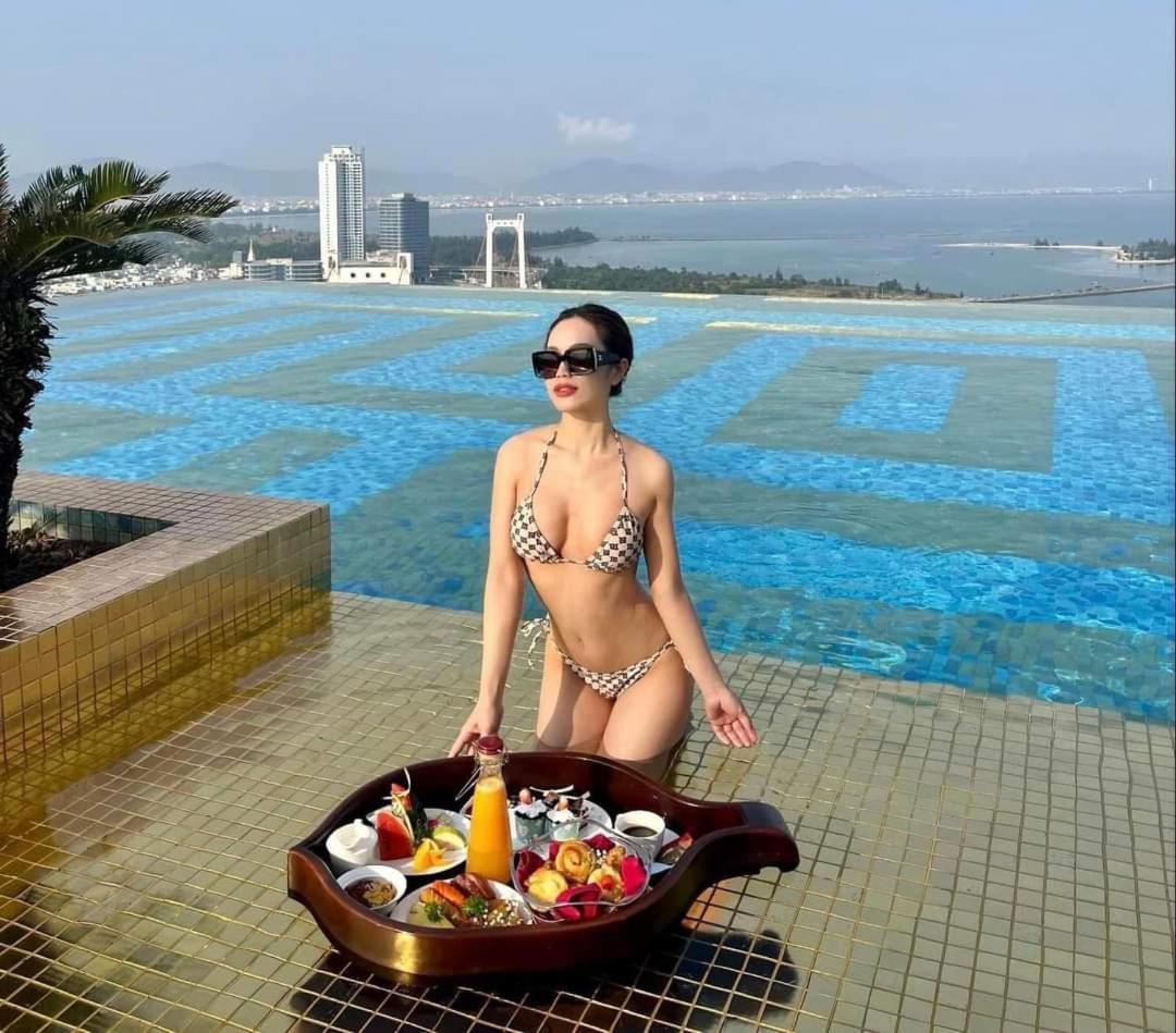 Golden Apartment With Sea View Da Nang Buitenkant foto