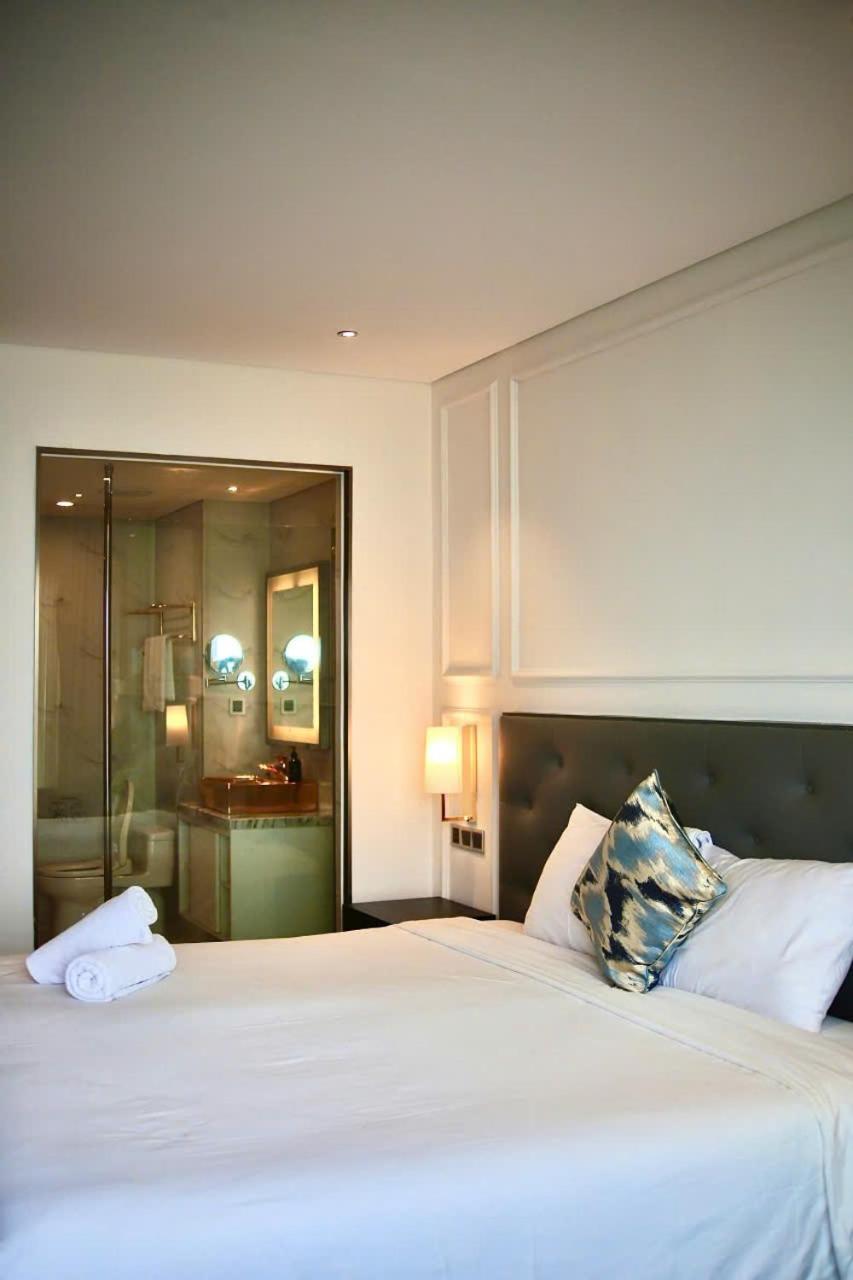 Golden Apartment With Sea View Da Nang Buitenkant foto