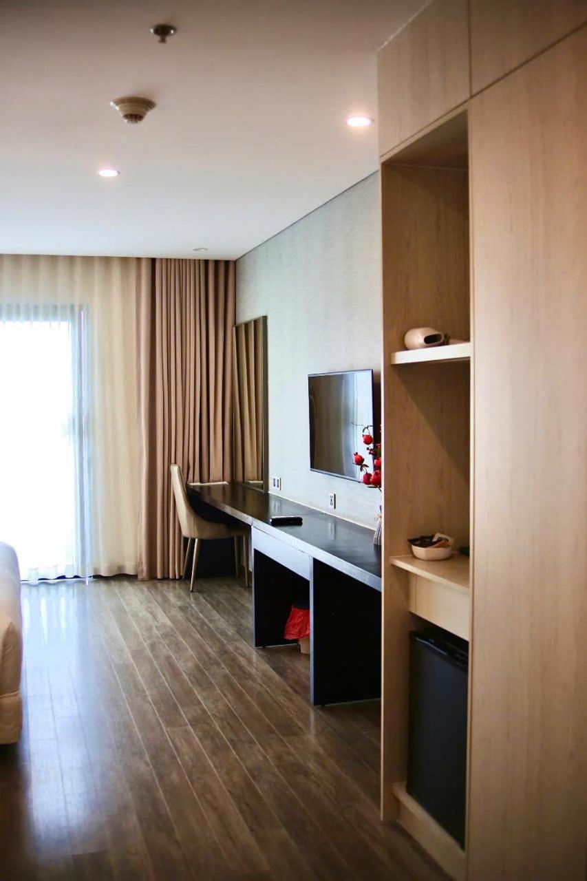 Golden Apartment With Sea View Da Nang Buitenkant foto